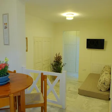 Dialinas Apartment Istro